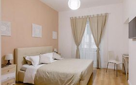 Charming 25 Apartment